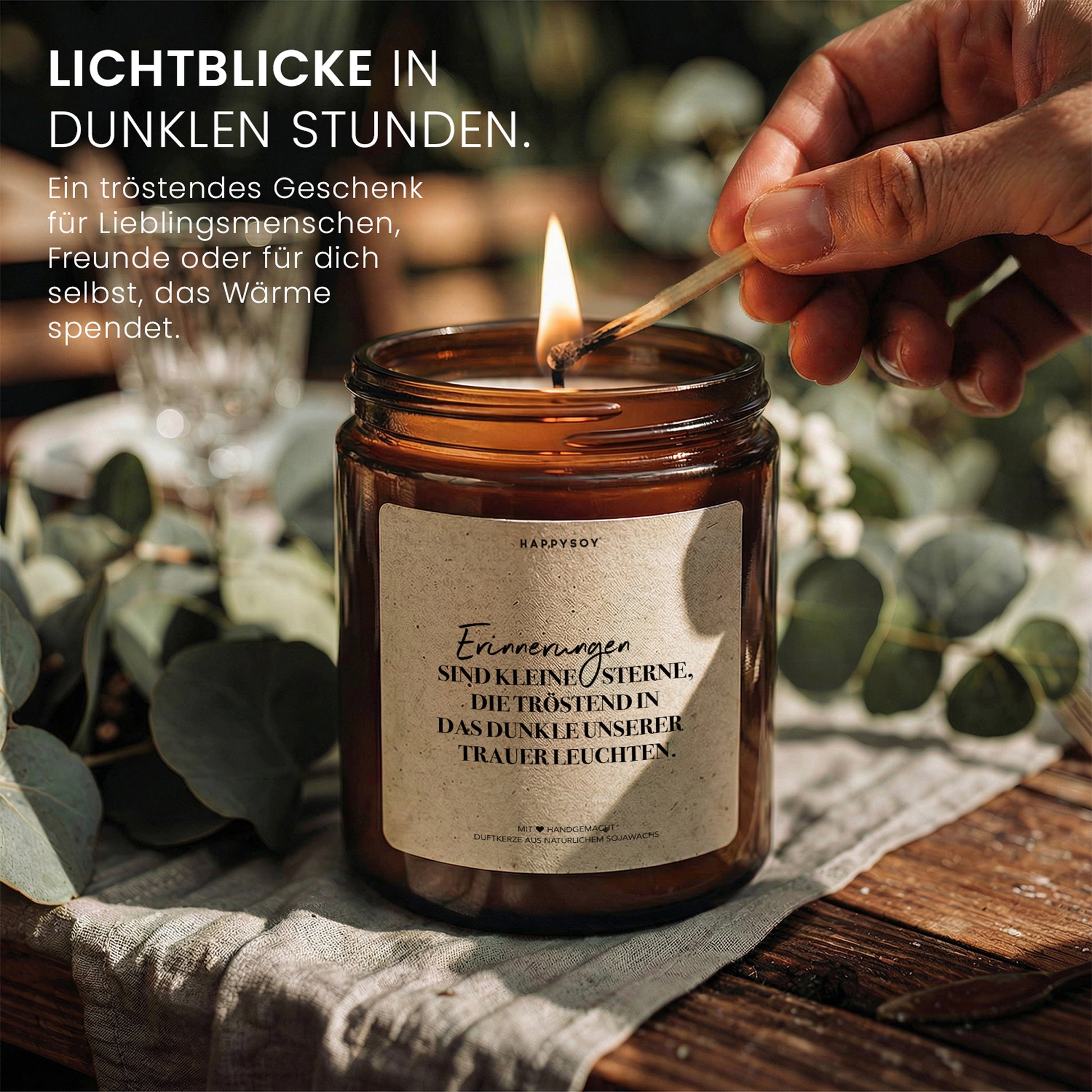 Erinnerungen sind kleine Sterne die tröstend leuchten - Duftkerze mit Spruch als Trostgeschenk, liebevolle Aufmunterung für Trauer, Kerze im Glas mit blumigem Duft - Bild 3