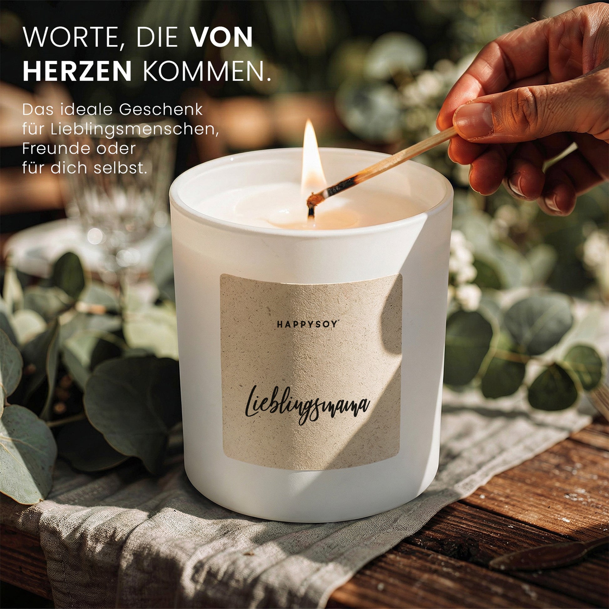 Lieblingsmama - Duftkerze mit Spruch als Geschenk für Mama, liebevolle Geschenkidee zum Muttertag oder Geburtstag, Kerze im Glas mit blumigem Duft - Bild 3
