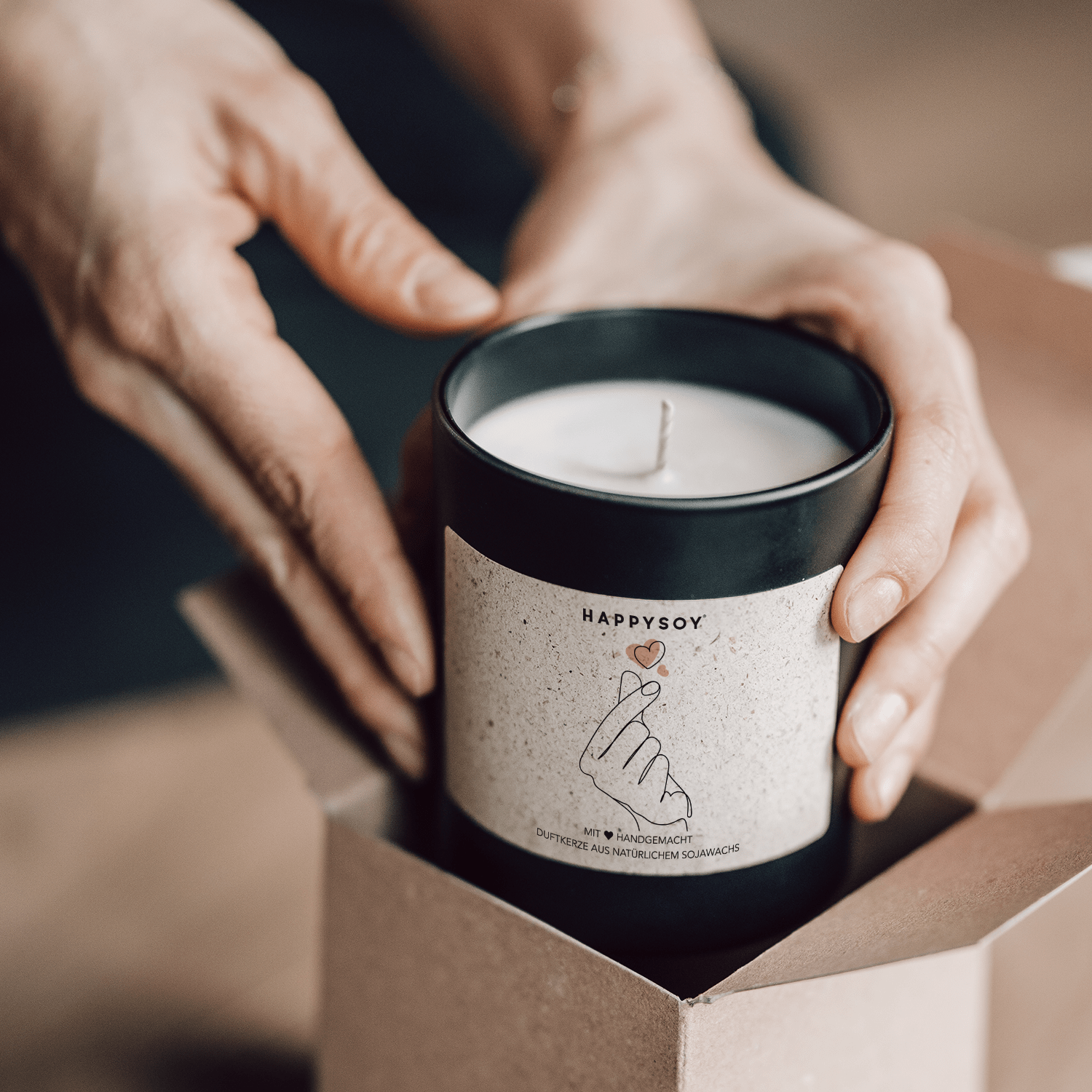 Duftkerze - Kleines Herz mit Fingern - Happysoy®