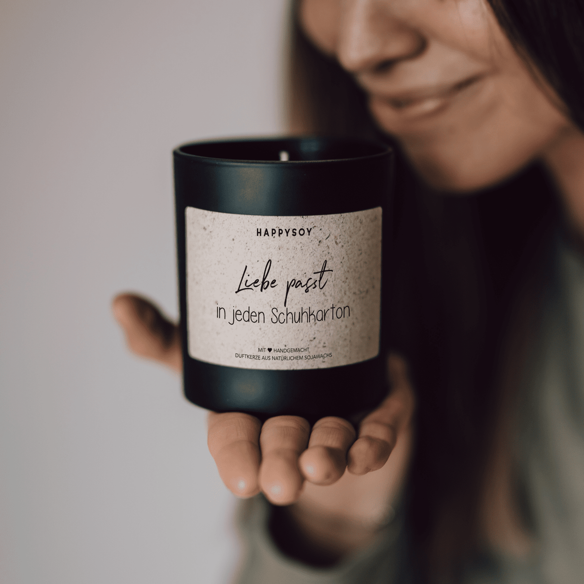 Duftkerze - Liebe passt in jeden Schuhkarton - Happysoy®