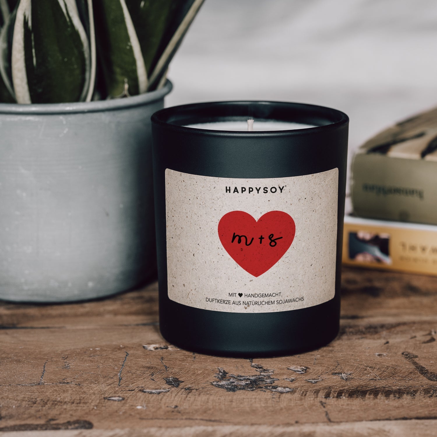 Duftkerze - PERSONALISIERBAR: Herz (mit Initialen) - Happysoy®