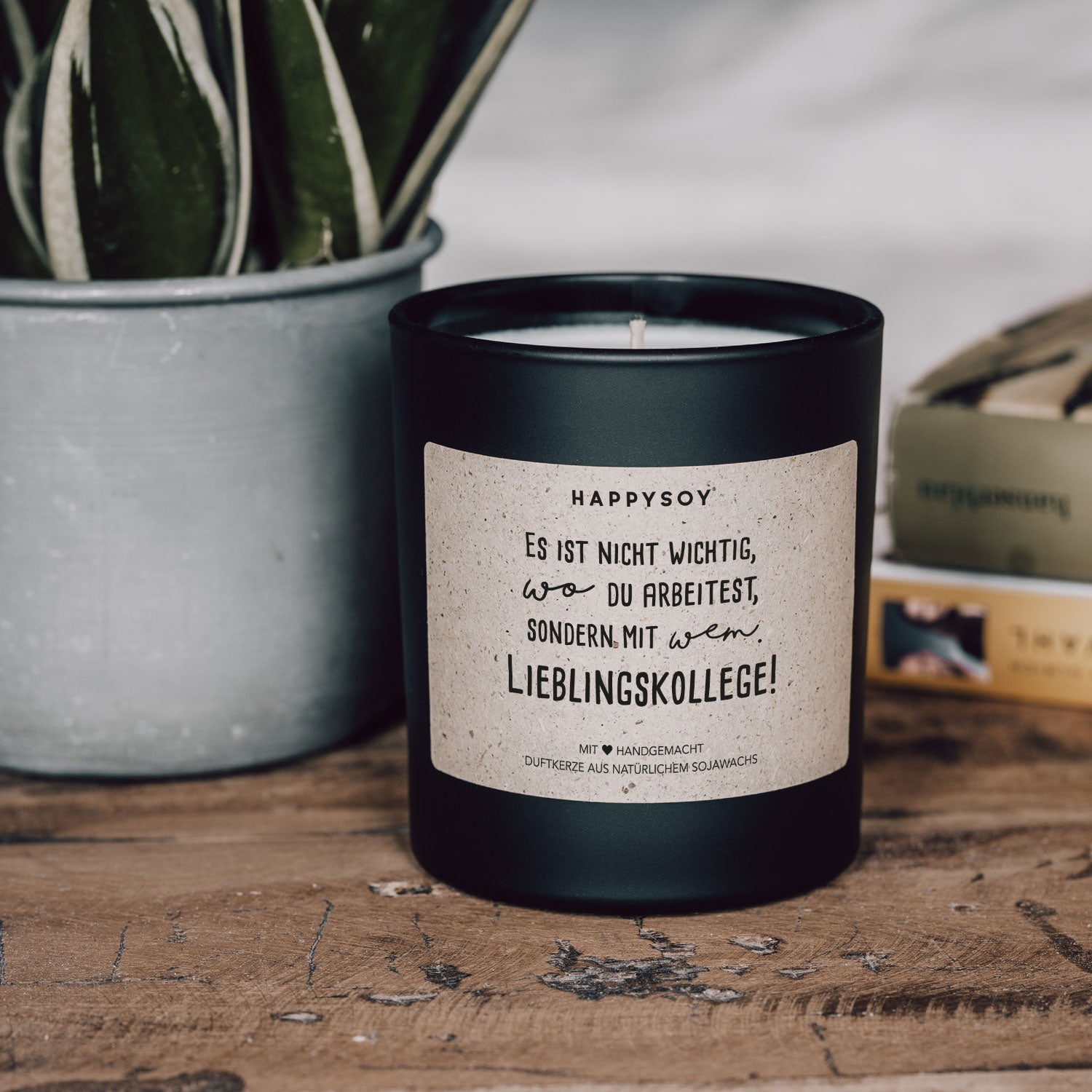 Duftkerze - Es ist nicht wichtig wo du arbeitest, sondern mit wem. Lieblingskollege! - Happysoy®